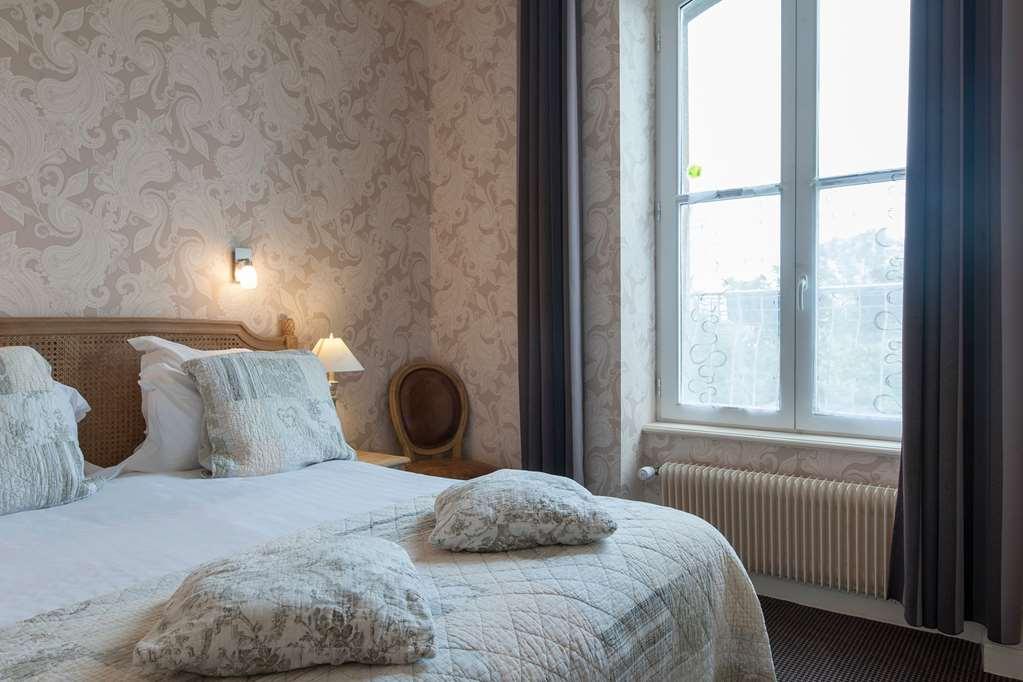 Manoir De La Roche Torin, The Originals Relais Hotel Courtils Room photo
